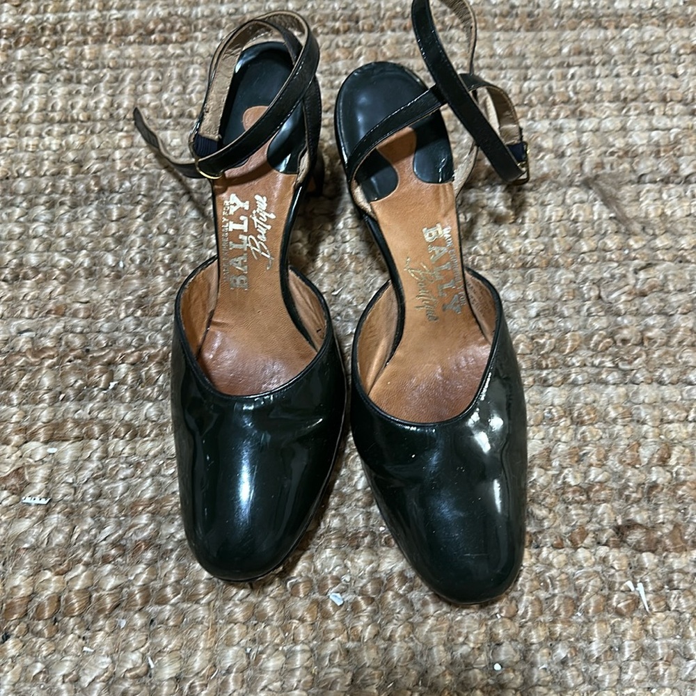 Black Patent Leather Ankle-Strap Women's Pumps
